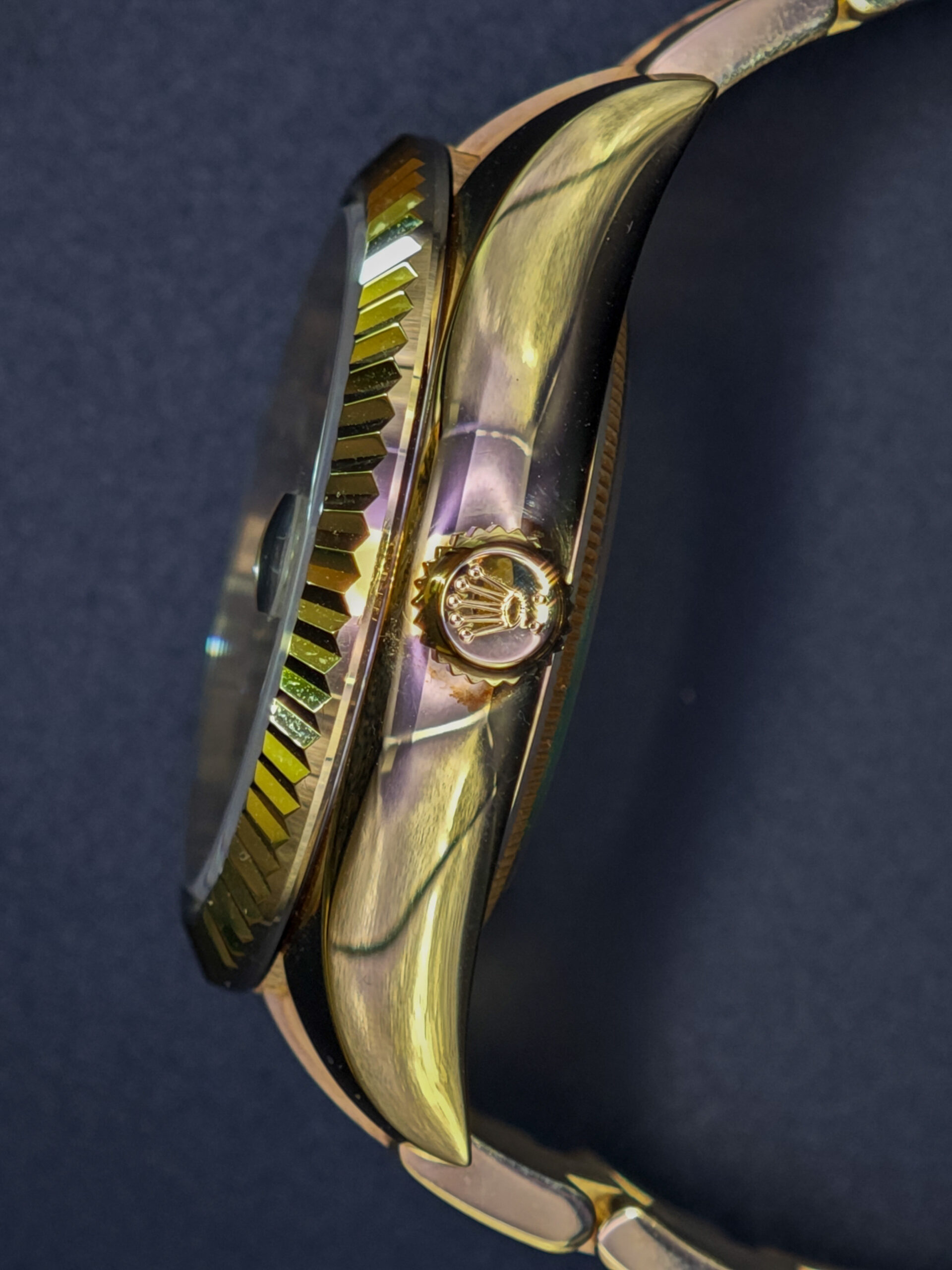 Rolex Sky Dweller 18K Yellow Gold - Image 10