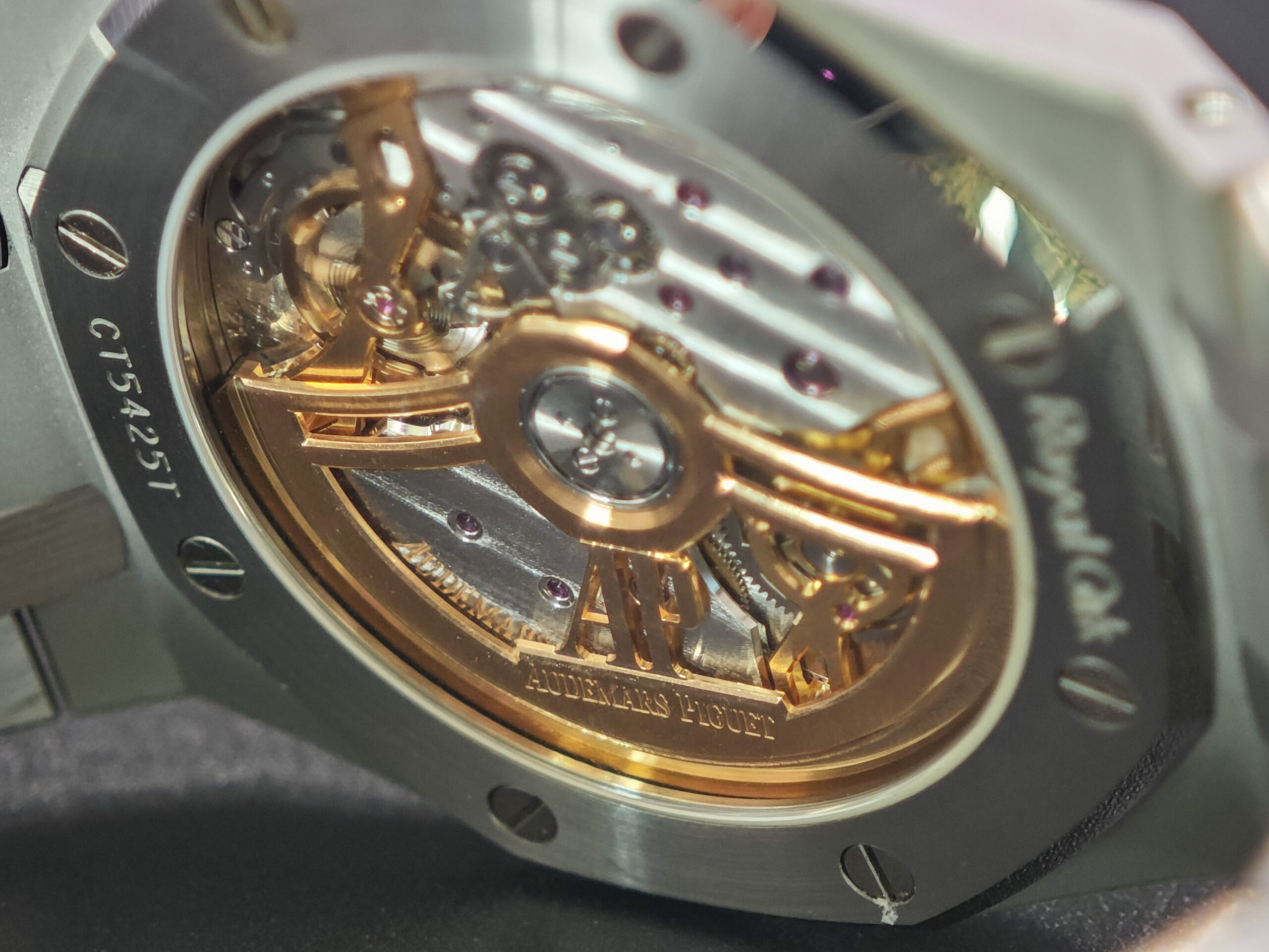 Audemars Piguet Royal Oak Jumbo - Image 9