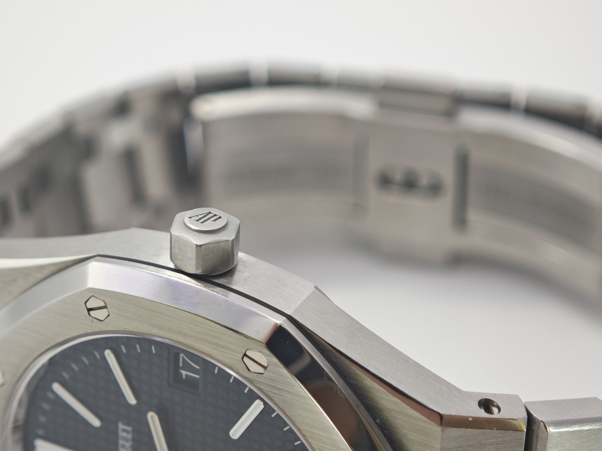 Audemars Piguet Royal Oak Jumbo - Image 14