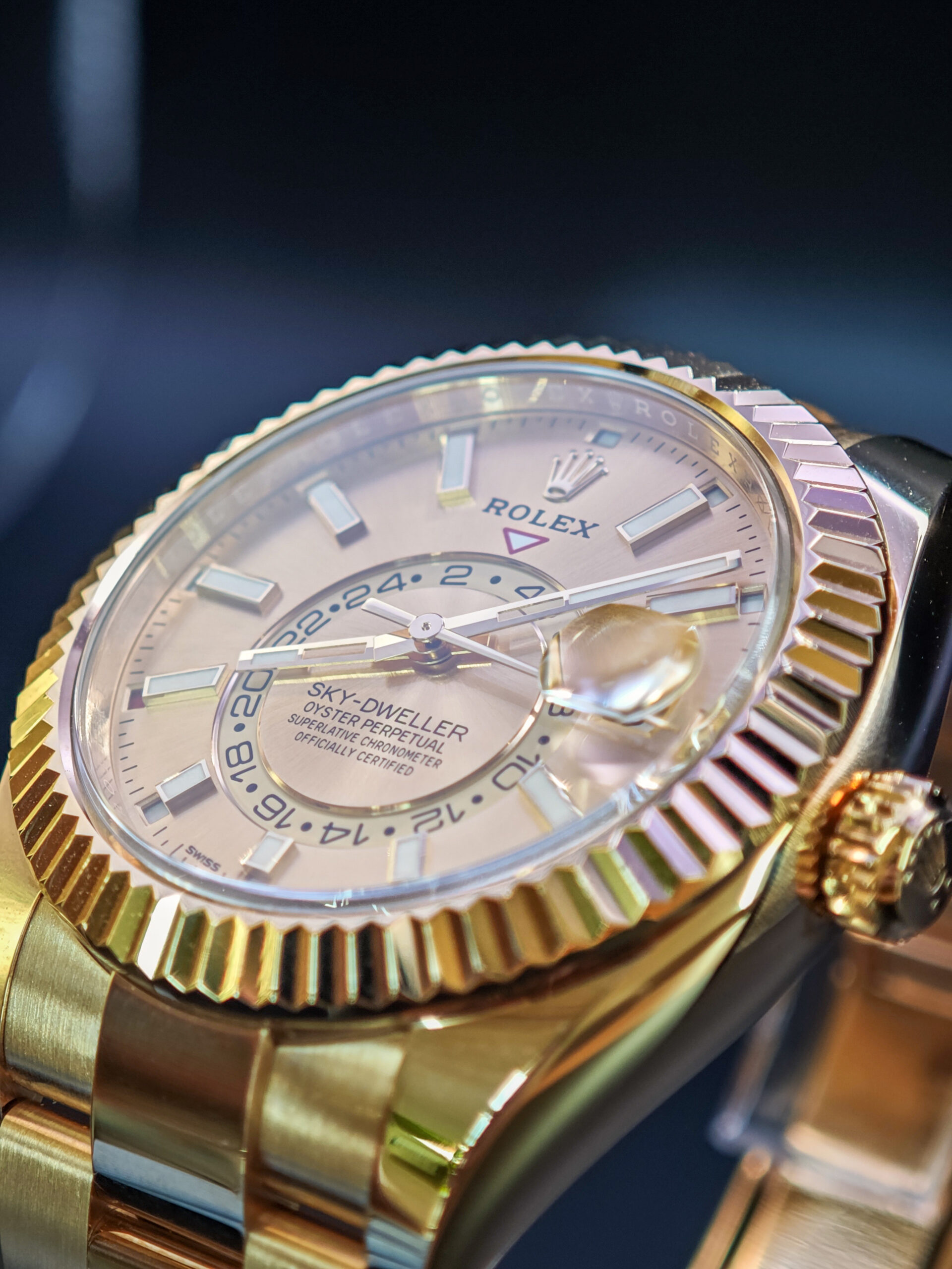 Rolex Sky Dweller 18K Yellow Gold - Image 3