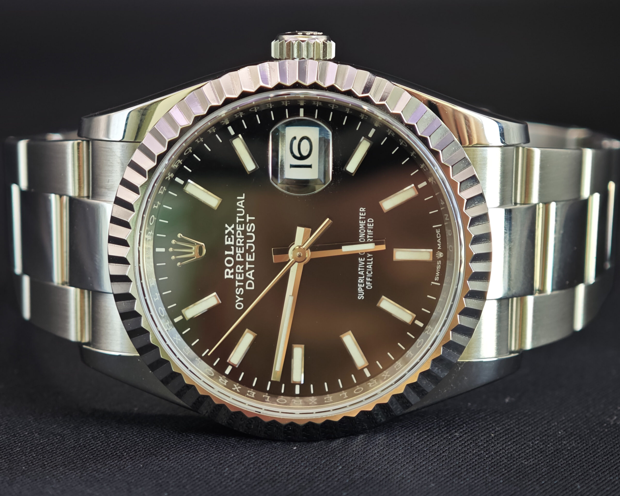 Rolex Datejust Oyster Perpatual (Fluted Bezel aftermarket included) - Image 4