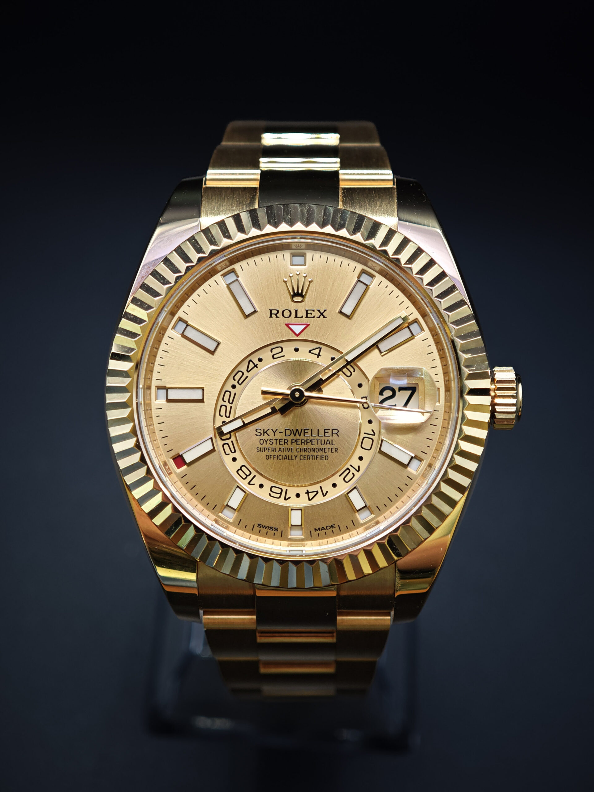 Rolex Sky Dweller 18K Yellow Gold - Image 5