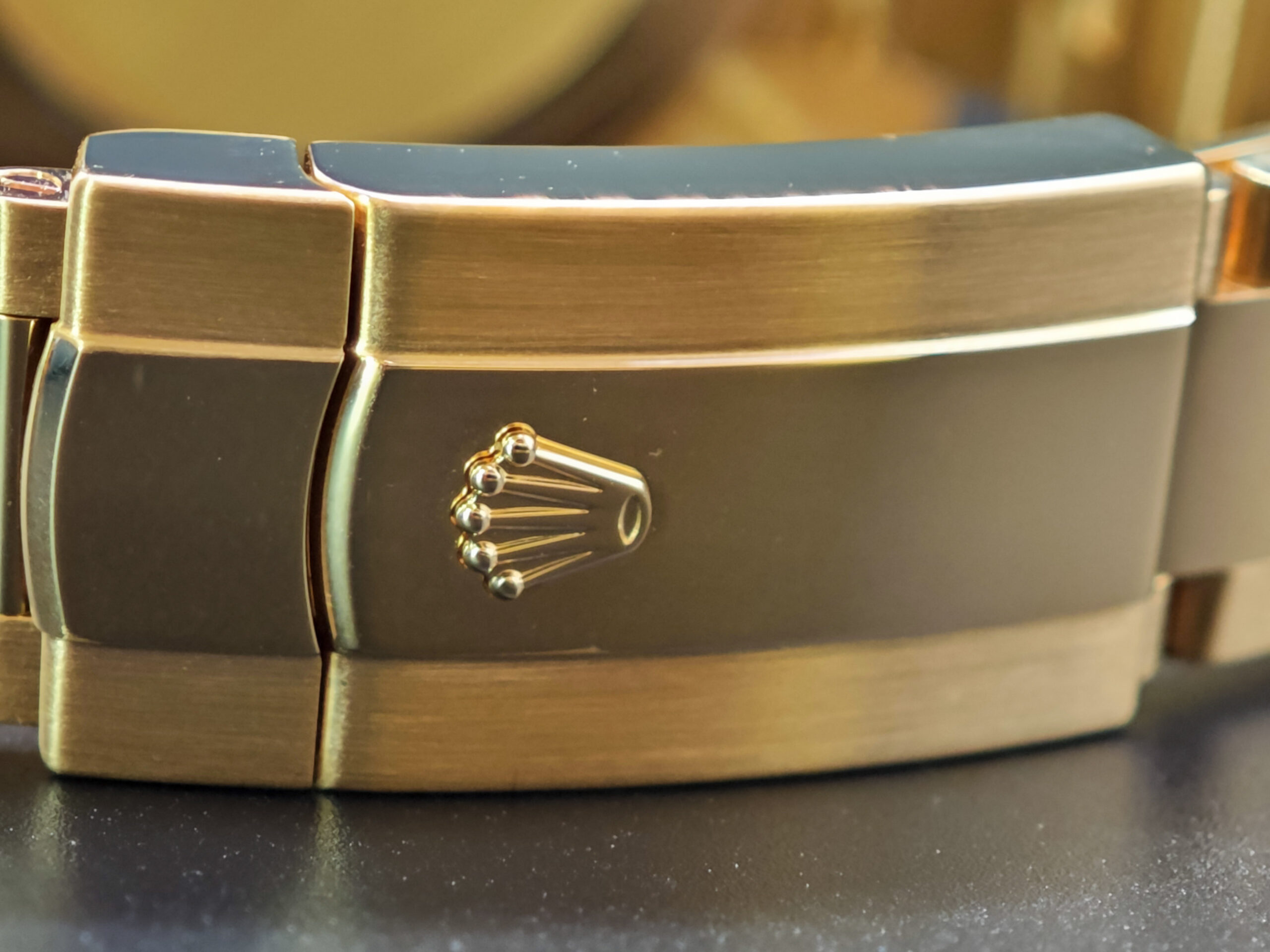 Rolex Sky Dweller 18K Yellow Gold - Image 7