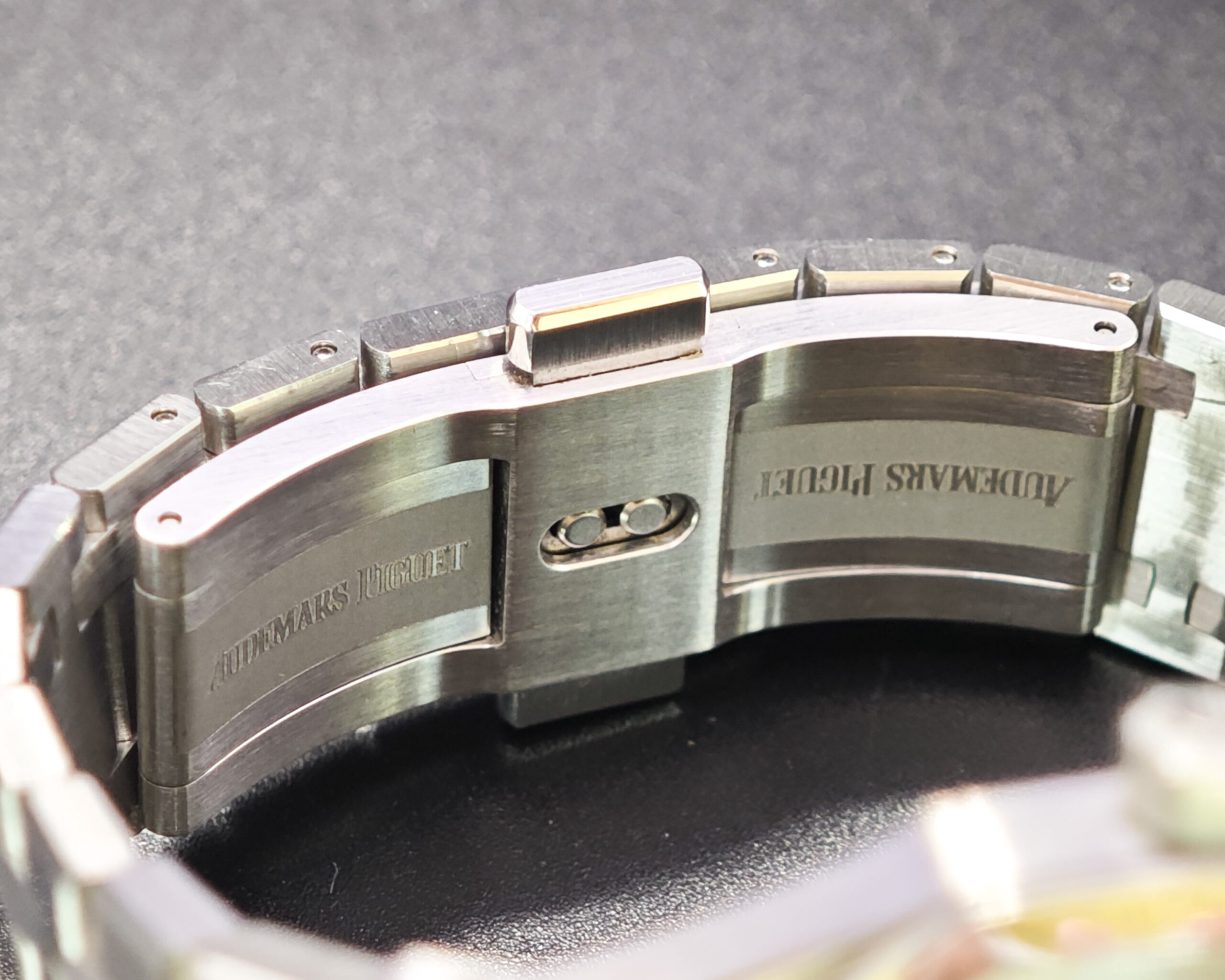 Audemars Piguet Royal Oak Jumbo - Image 6