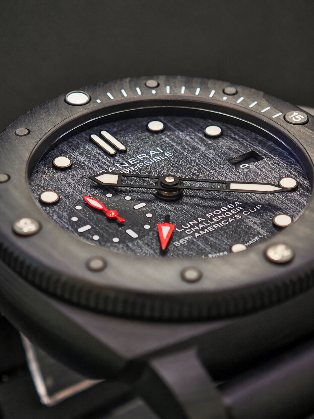 Panerai Submersible Luna Rossa - Image 2