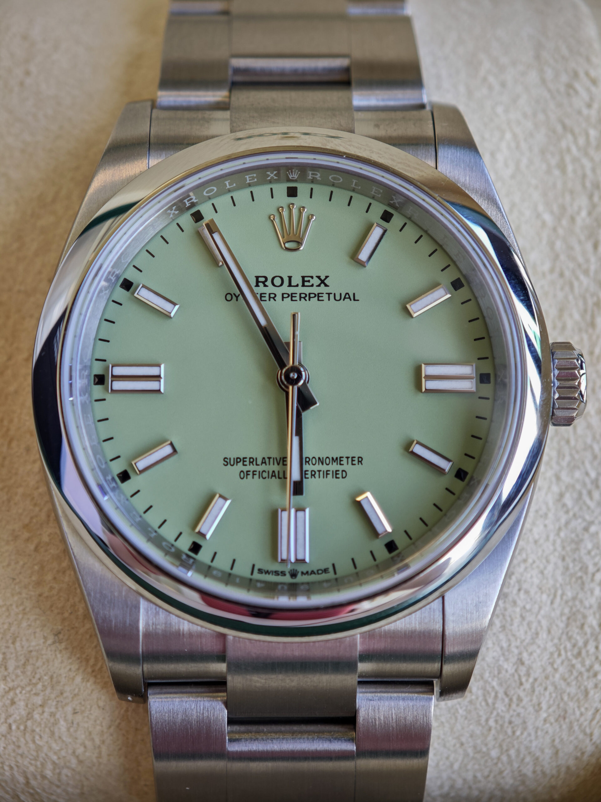 Rolex Oyster Perpetual 36 Pistachio Dial - Image 10