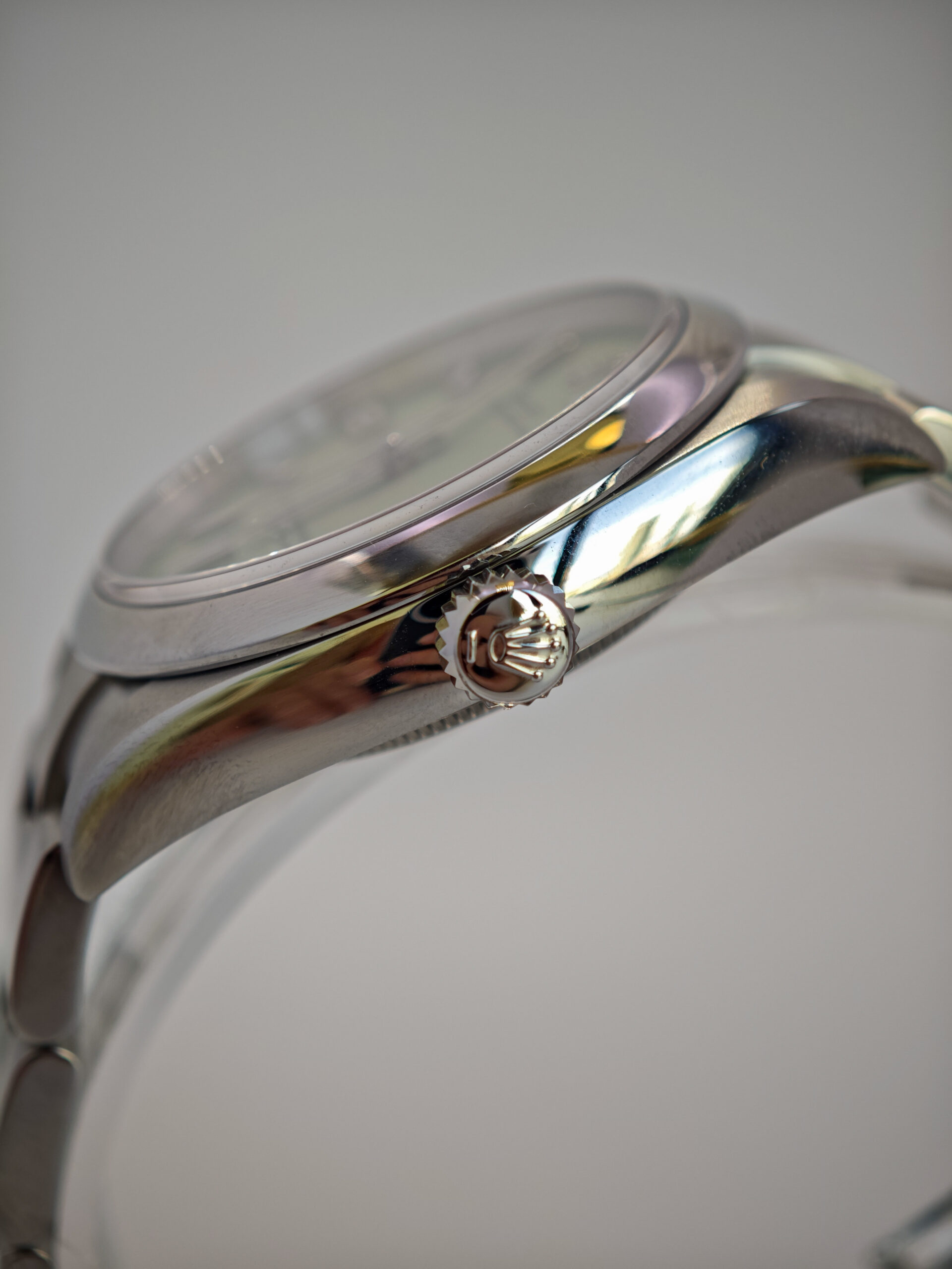 Rolex Oyster Perpetual 36 Pistachio Dial - Image 5